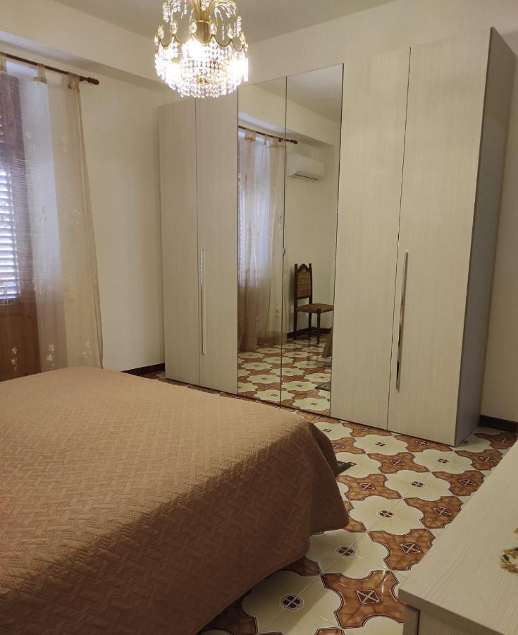 Casa Vacanza Di Maggio Apartment Чинизи Екстериор снимка